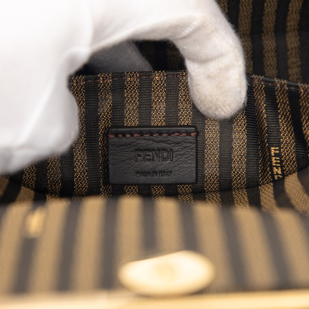 Pre-Loved Fendi Smooth Calfskin Vitello Palmellato Wallet on Chain - Picture 5 of 8